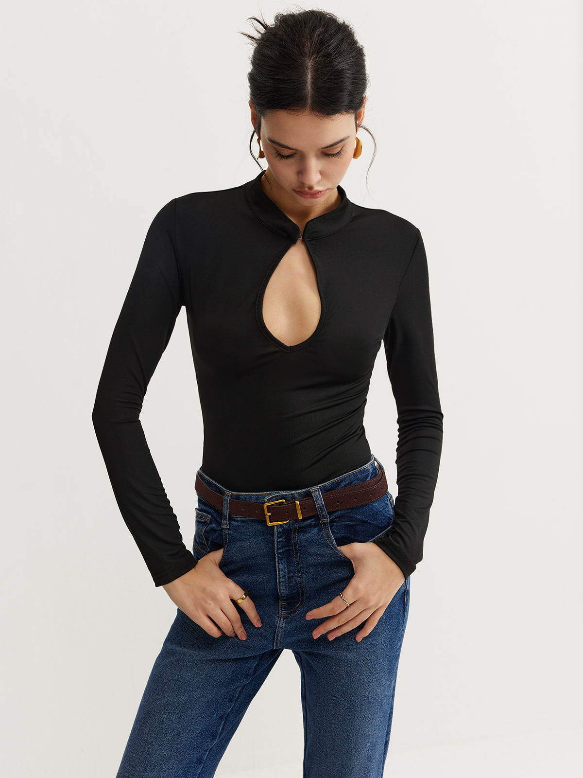 Anahtar Delik Yaka İnce Bodysuit